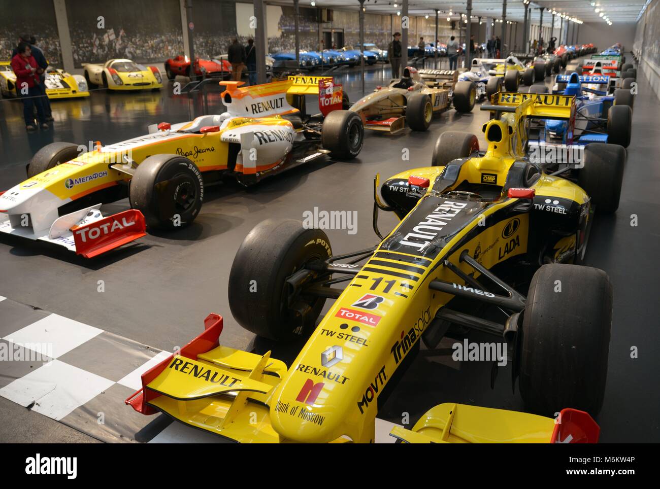 Formula 1 auto da corsa in auto collezione del museo Cité de l'automobile  in Mulhouse. | Utilizzo di tutto il mondo Foto stock - Alamy