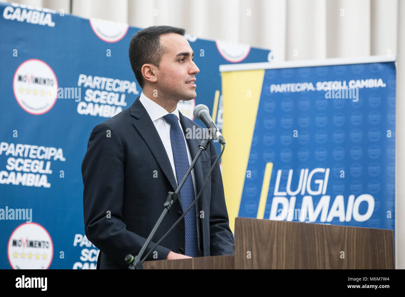 Roma, Italia. 05 Mar, 2018. Il leader del movimento CinqueStelle e Presidente del Consiglio candidato Luigi Di Maio parla alla stampa dopo i risultati elettorali di ieri. Credito: Matteo Nardone/Pacific Press/Alamy Live News Foto Stock