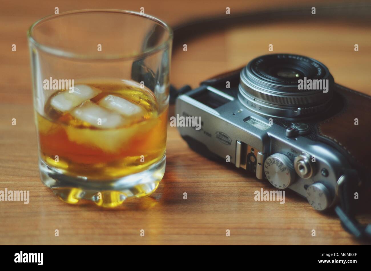 Fine di whiskey retrò della fotocamera Foto Stock