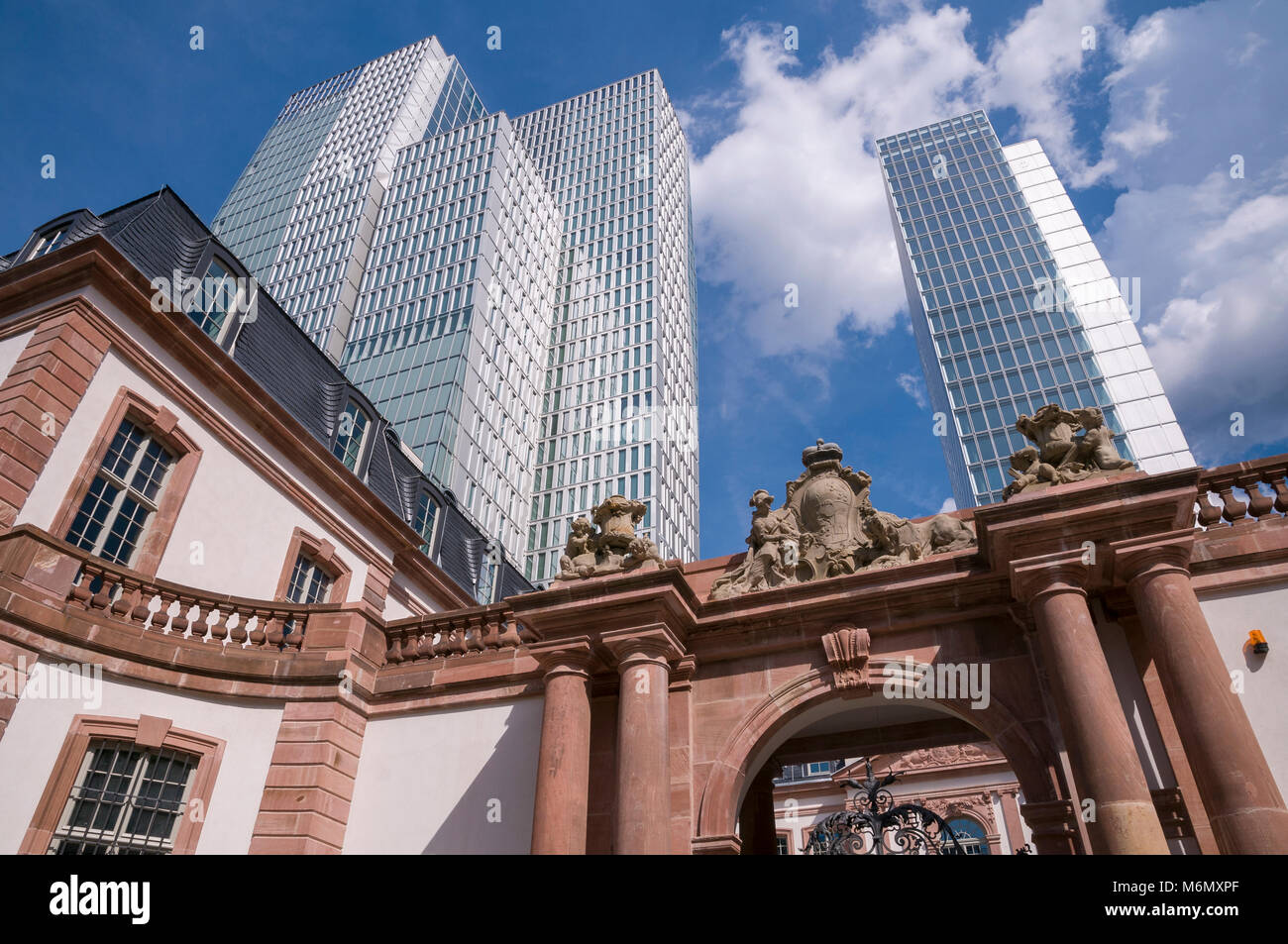 Palais Thurn und Taxis mit Nextower, Francoforte, Assia, Deutschland, Europa Foto Stock
