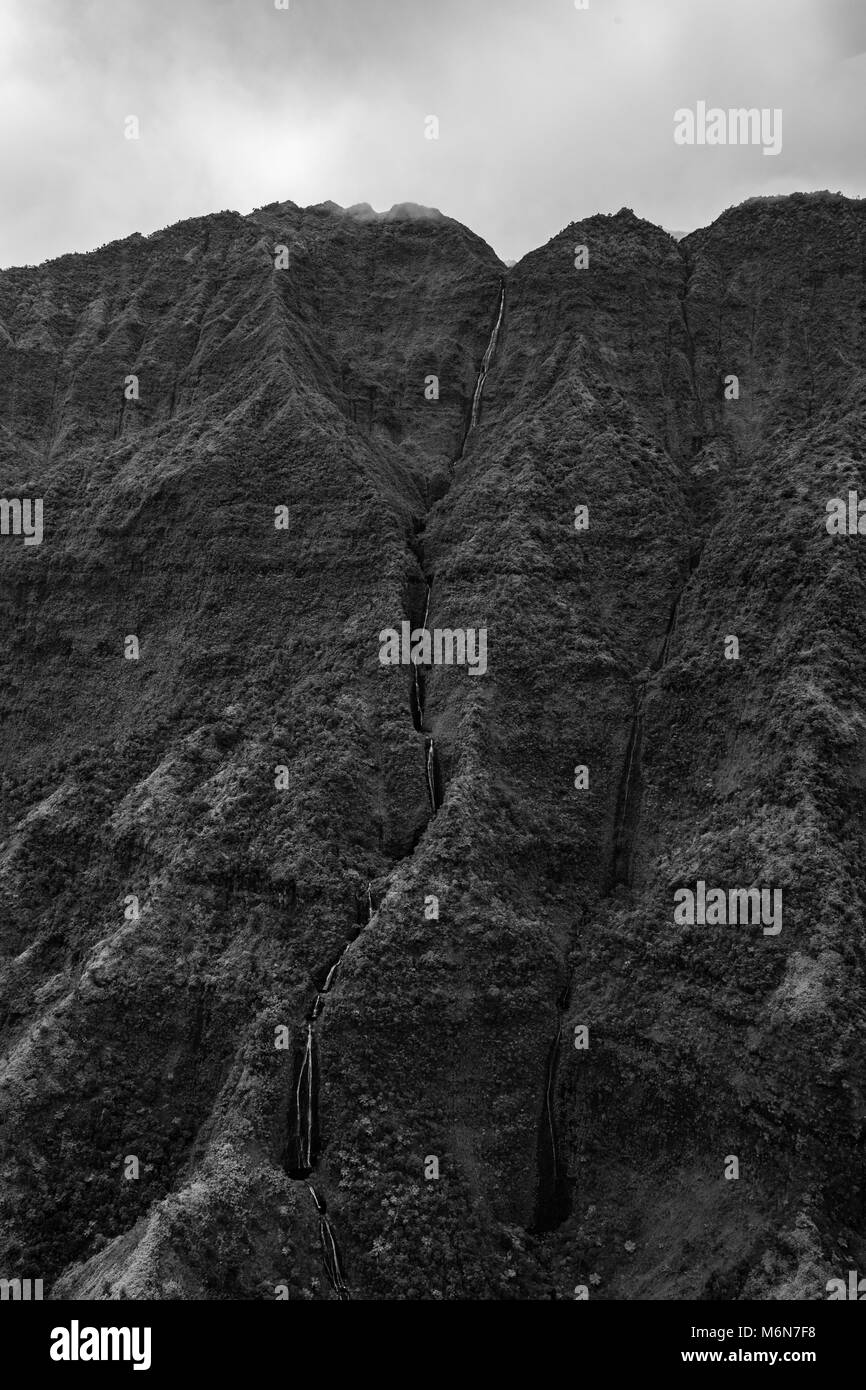 Costa di Na Pali in elicottero - Kauai, Hawaii Foto Stock