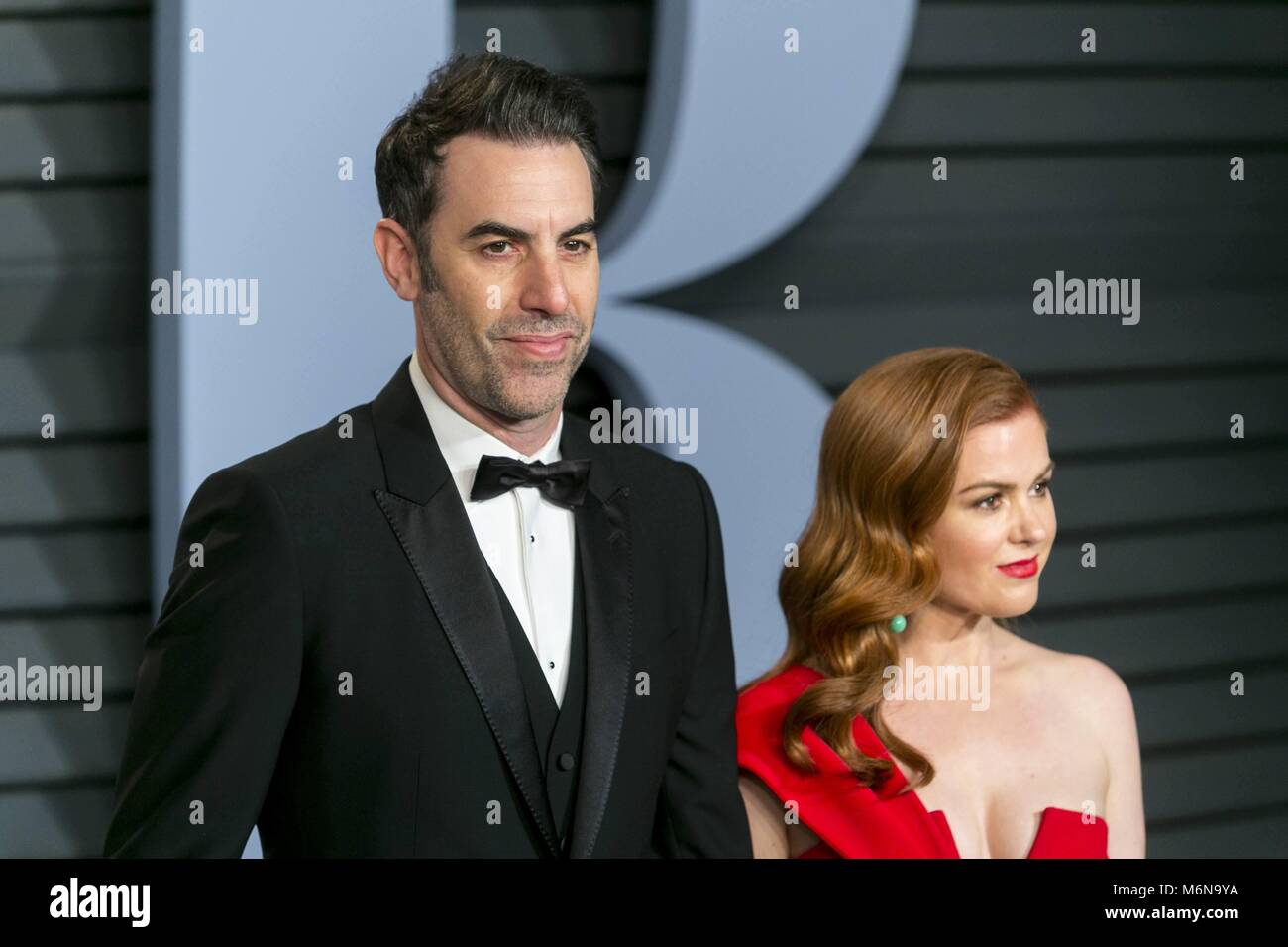 Sacha Baron Cohen e Isla Fisher frequentare il Vanity Fair Oscar Party a Wallis Annenberg Center for the Performing Arts di Beverly Hills, Los Angeles, Stati Uniti d'America, il 04 marzo 2018. | Utilizzo di tutto il mondo Foto Stock