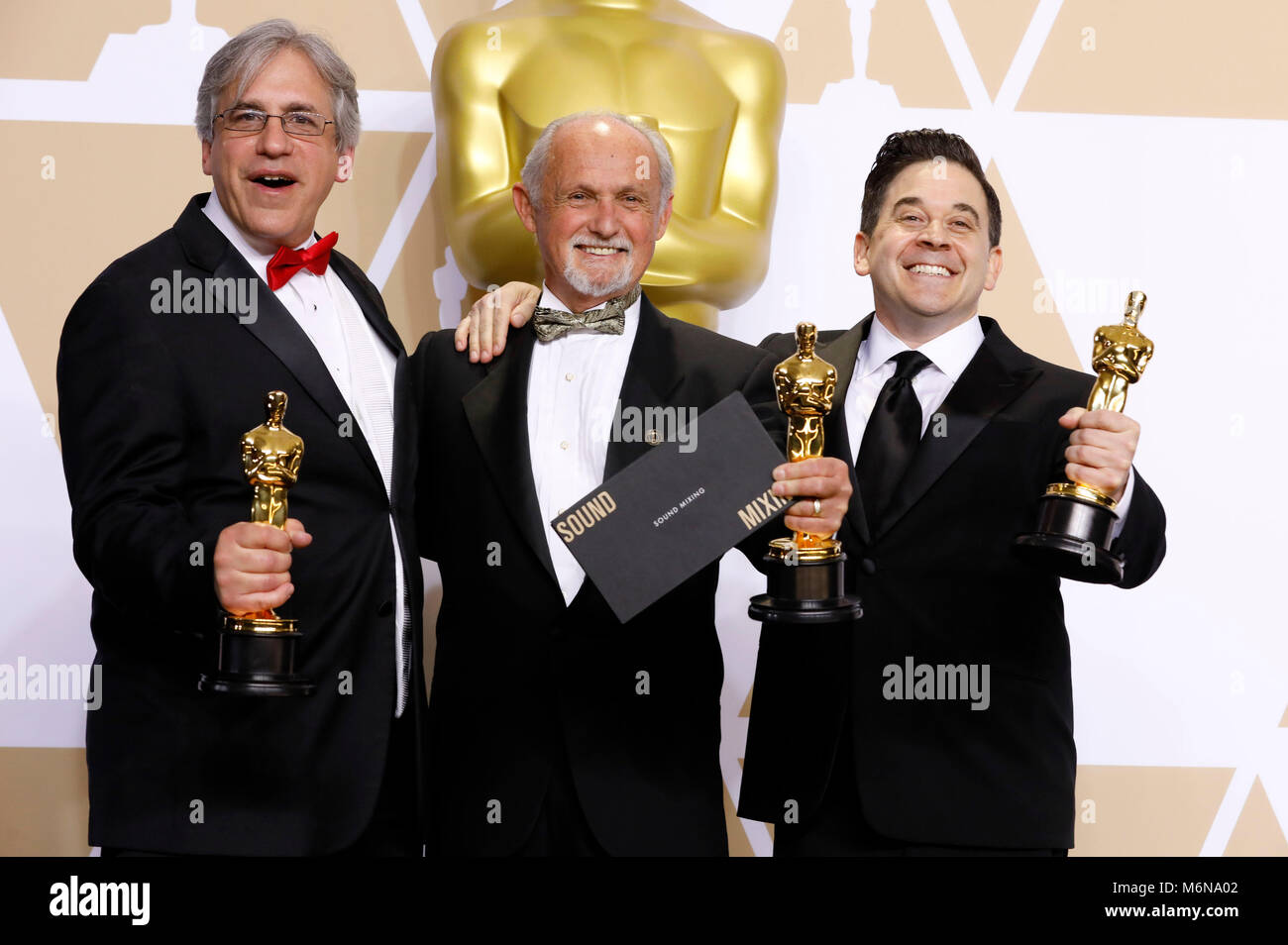 Mark Weingarten, Gregg Landaker e Gary A. Rizzo, i vincitori del premio per il "miglior suono miscelazione', pongono in sala stampa al novantesimo annuale di Academy Awards di Hollywood & Highland Center su Marzo 4, 2018 in Hollywood, la California. Foto Stock