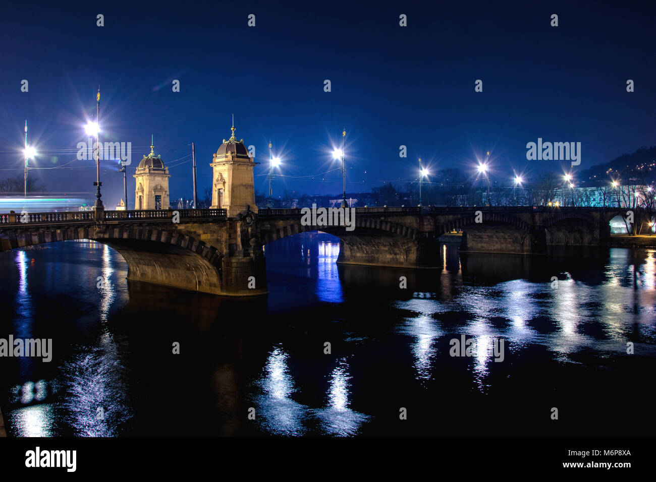 Ponte della legione di notte, Praga, Repubblica Ceca Foto Stock