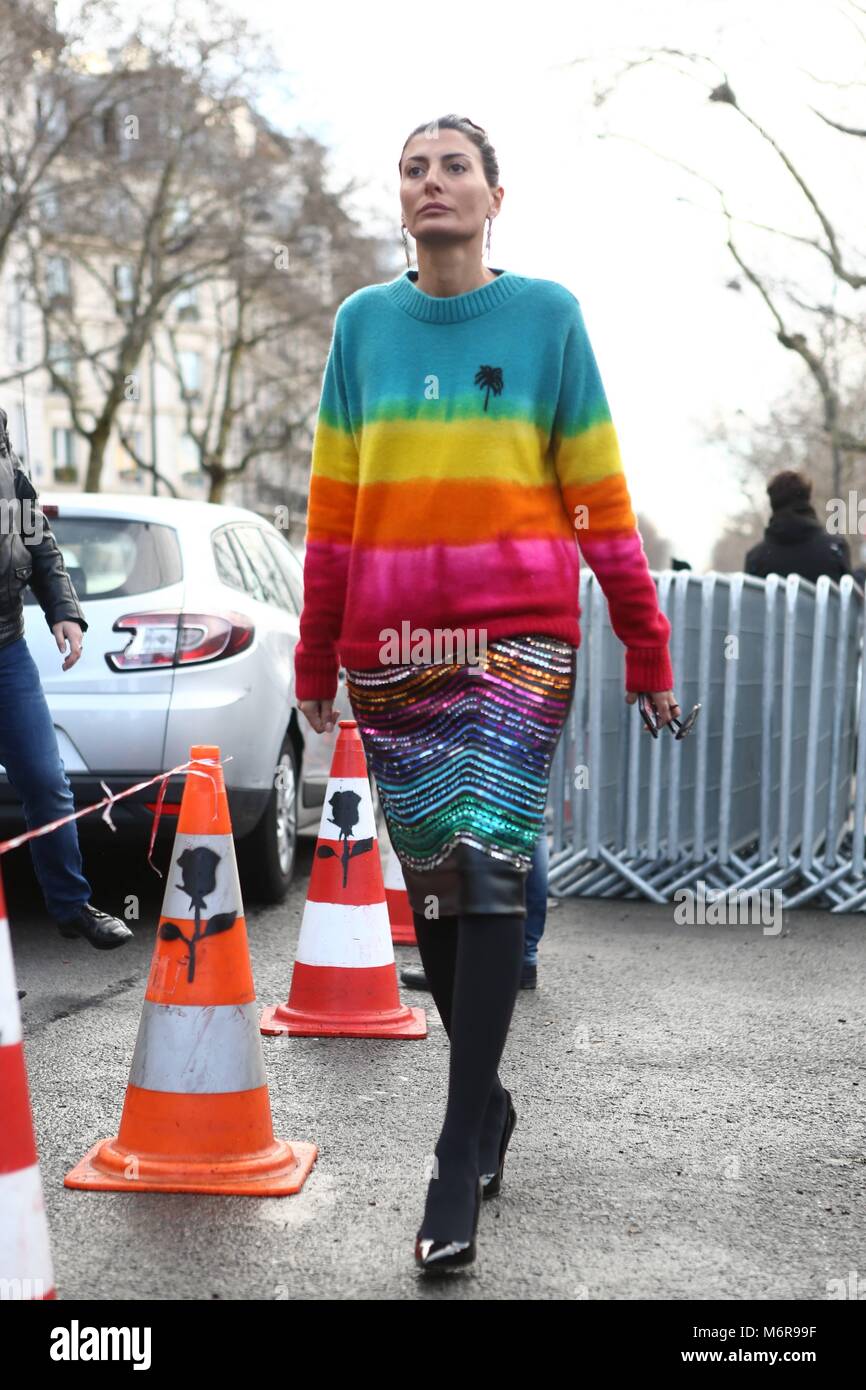 Parigi, Frankreich. 04 Mar, 2018. Giovanna Engelbert, Senior Editor di moda di Vogue Giappone, arrivando al Valentino mostra durante la settimana della moda di Parigi - 4 Marzo 2018 - Il Credit: Pista Manhattan/Valentina Ranieri ***per solo uso editoriale*** | Verwendung weltweit/dpa/Alamy Live News Foto Stock