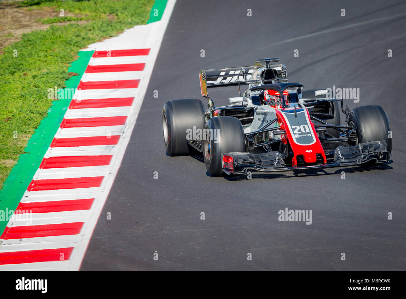 Montmelo, Catalogna, Spagna. 6 Mar, 2018. Kevin Magnussen di Haas F1 Team, Haas VF-18 visto durante il giorno 1 della seconda settimana di test F1 giorni al circuito Barcelona-Catalunya. Credito: _MA_4652.jpg/SOPA Immagini/ZUMA filo/Alamy Live News Foto Stock