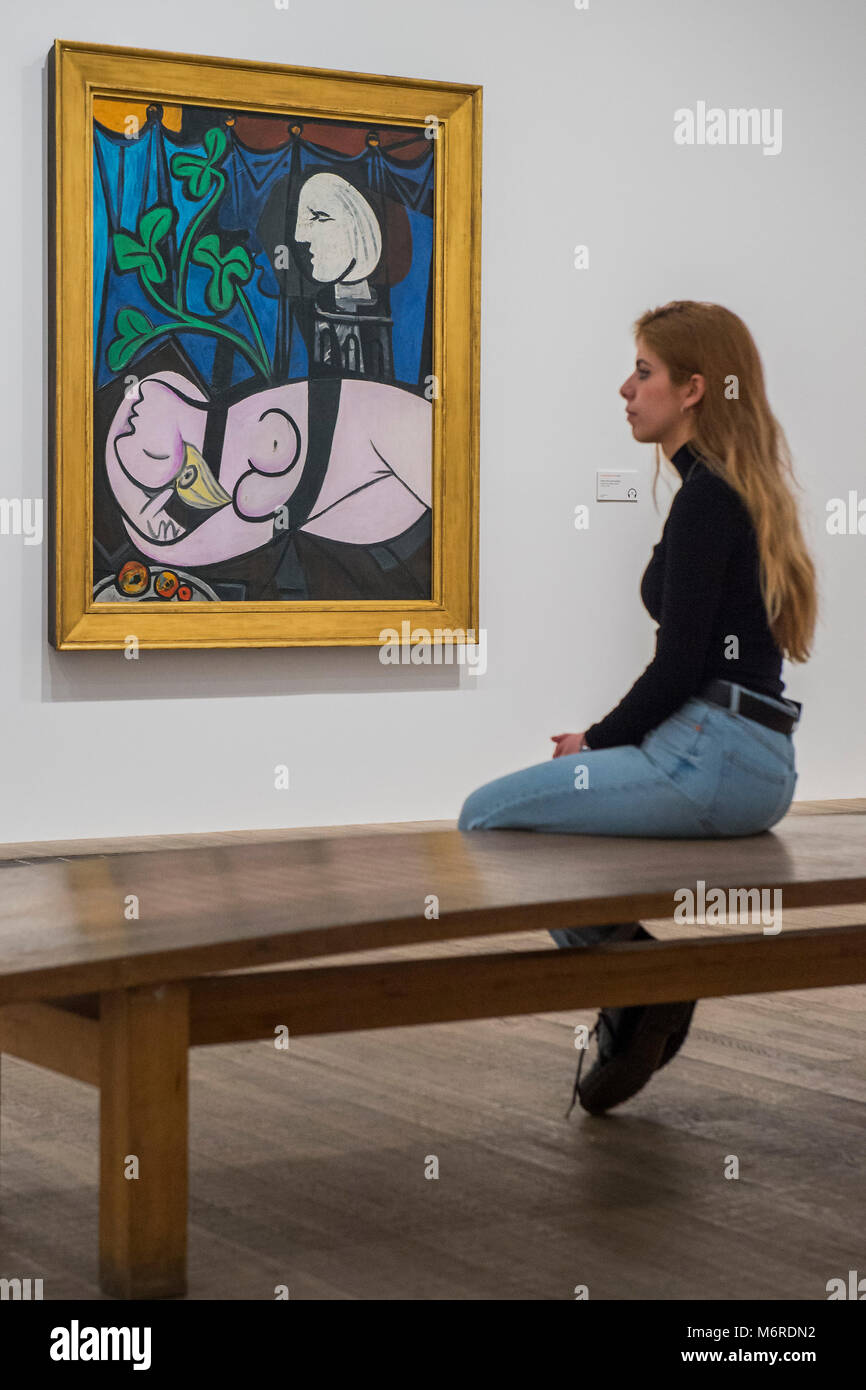 Londra, Regno Unito. 6 Marzo, 2018. Il EY Mostra: Picasso 1932 - amore, la fama, la tragedia di una nuova mostra alla Tate Modern. Esso riunisce oltre 100 opere realizzate da Pablo Picasso (1881-1973) durante il 1932, uno dei più intensamente periodi creativi nella sua vita. Credito: Guy Bell/Alamy Live News Foto Stock