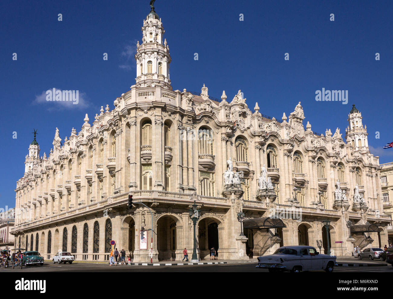 Vista del Teatro Nazionale, Gran Teatro de la Habana, Parque Central, Havana, Cuba Foto Stock