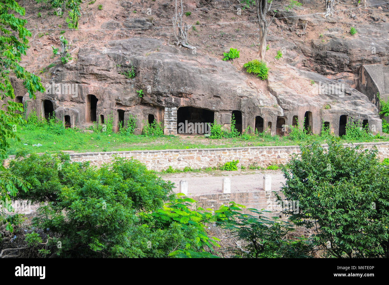 Ingresso Grotte artificiali di Po Win Taung, Monywa, Myanmar Foto Stock