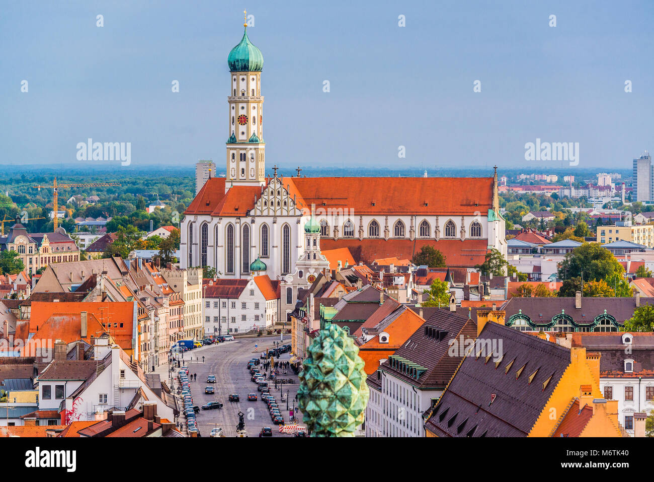 Augsburg, Germania skyline con cattedrali. Foto Stock