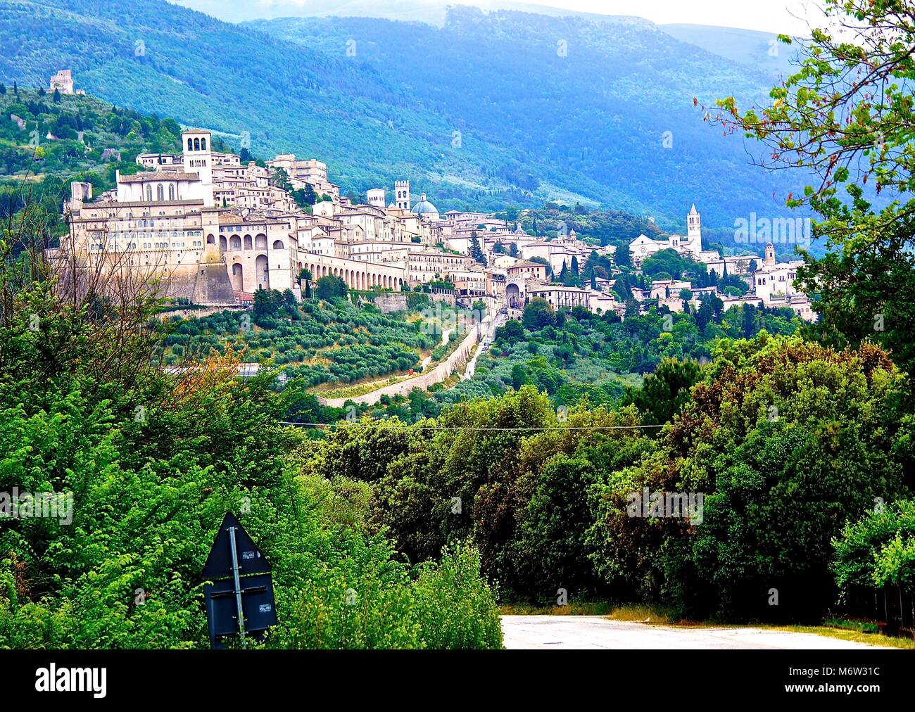 Sulla strada di Assisi, Italia Foto Stock