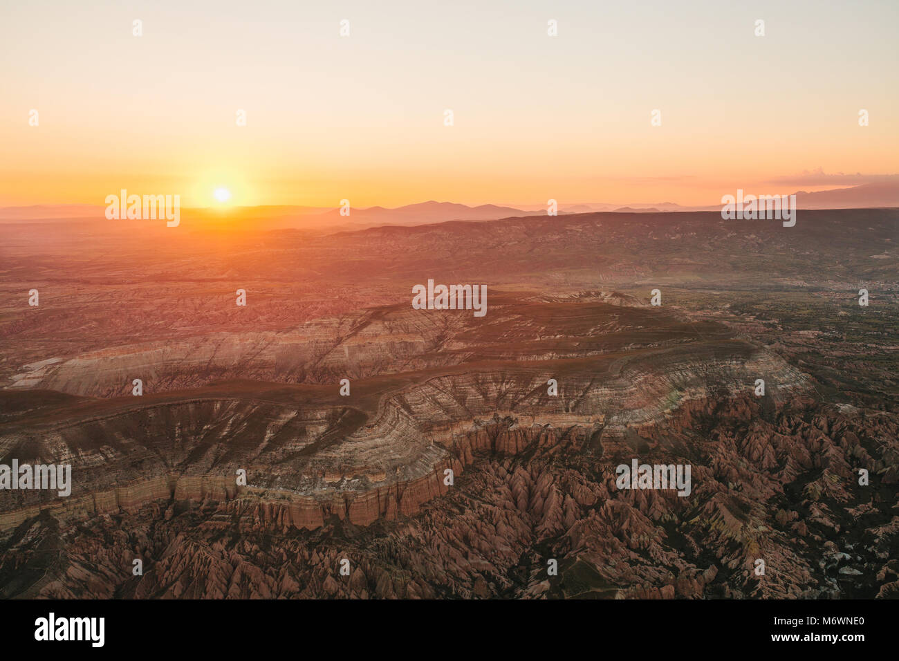 Bella vista delle colline della Cappadocia. Una delle attrazioni della Turchia. Turismo, viaggi, natura. Foto Stock