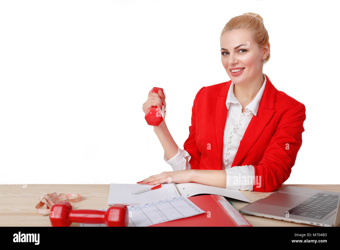 Fitness trainer rendendo il piano di formazione Foto Stock