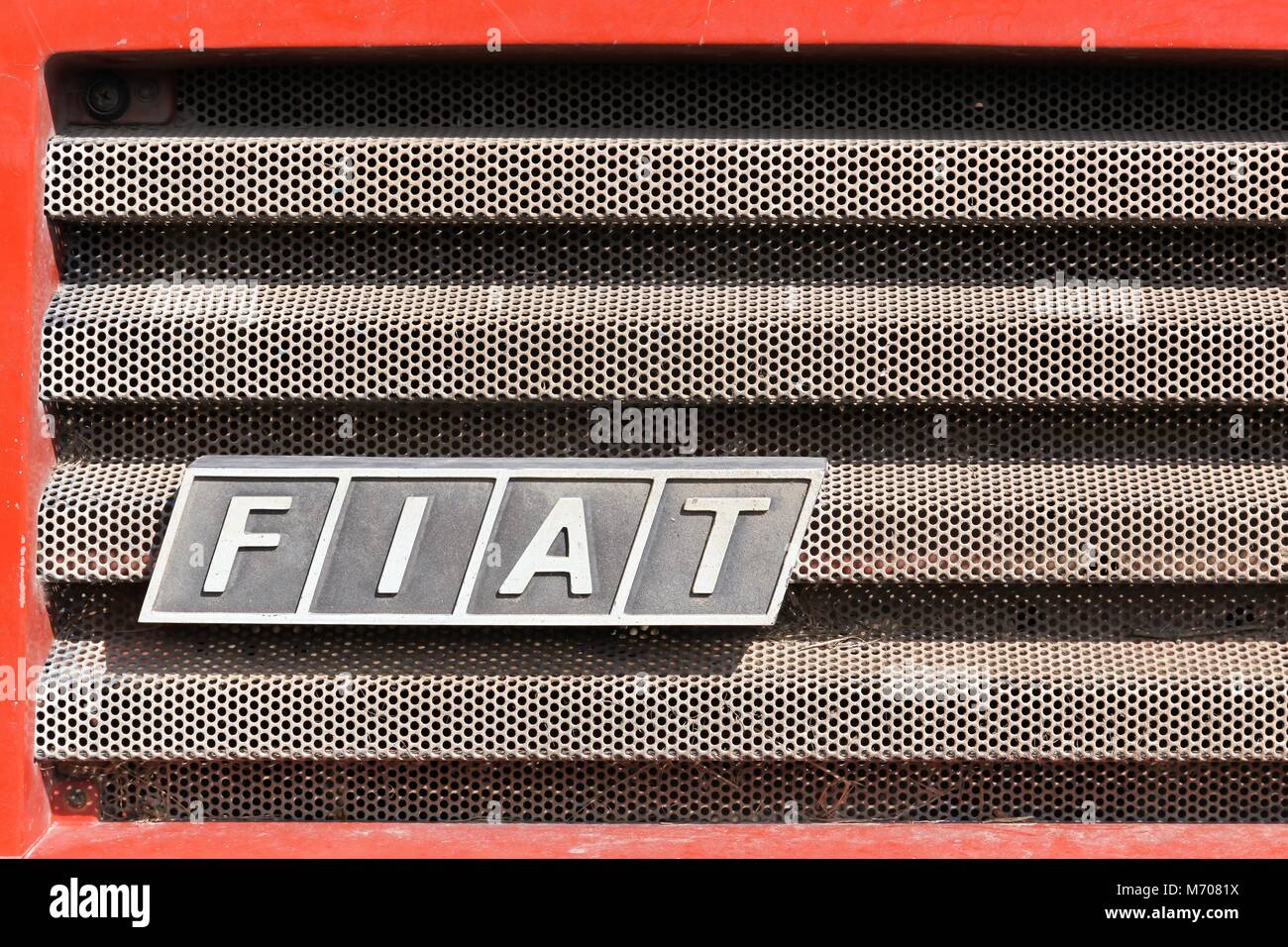 Barro, Francia - 24 Settembre 2017: Fiat logo su una macchina. Chrysler Fiat Automobiles è un italo-corporation Foto Stock