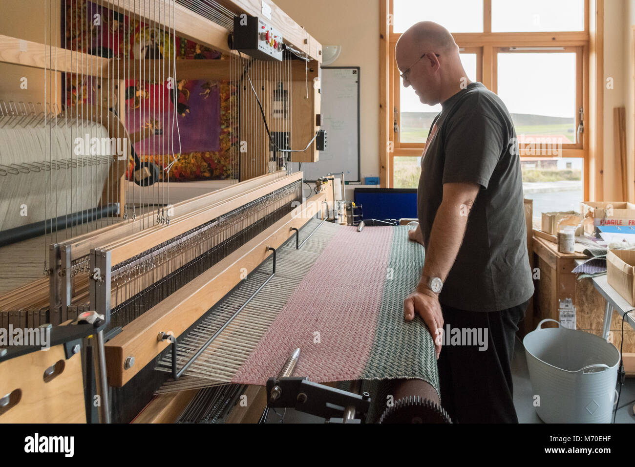 Global Yell tessitura e textile design studio, parte delle Shetland Sentiero di artigianato, Yell, isole Shetland, Scotland, Regno Unito Foto Stock