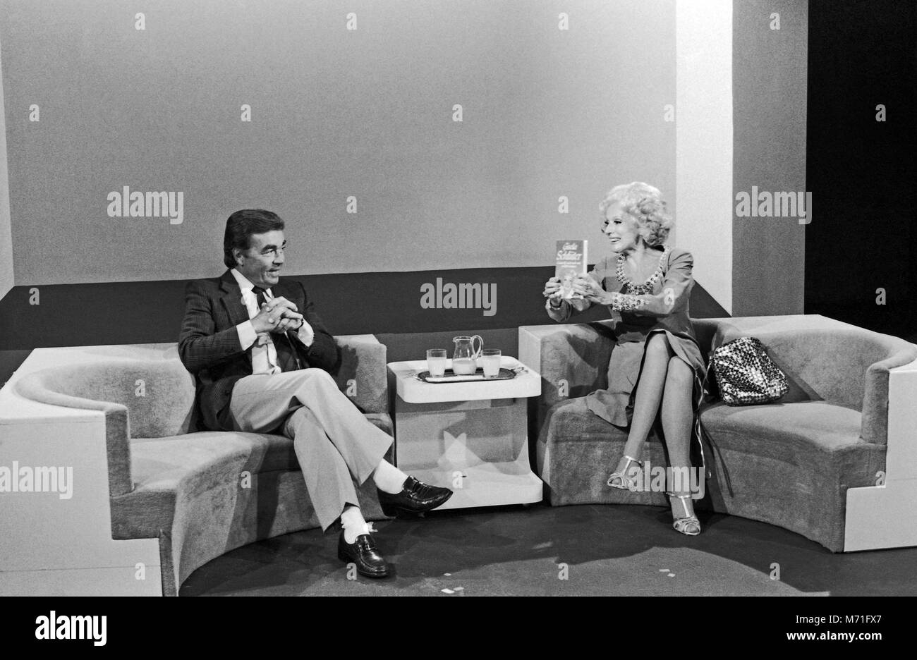 Lach Mal wieder, Comedyserie, Deutschland 1984, Darsteller: Claus Biederstaedt Gisela Schlüter Foto Stock