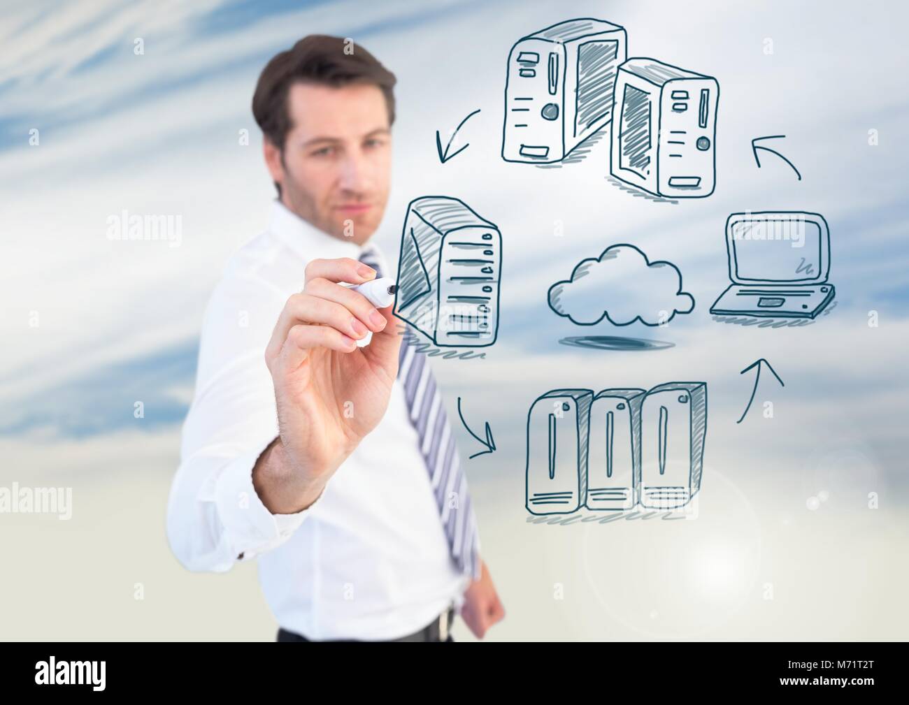 Rete di server doodle essendo disegnato da imprenditore il lato Foto Stock