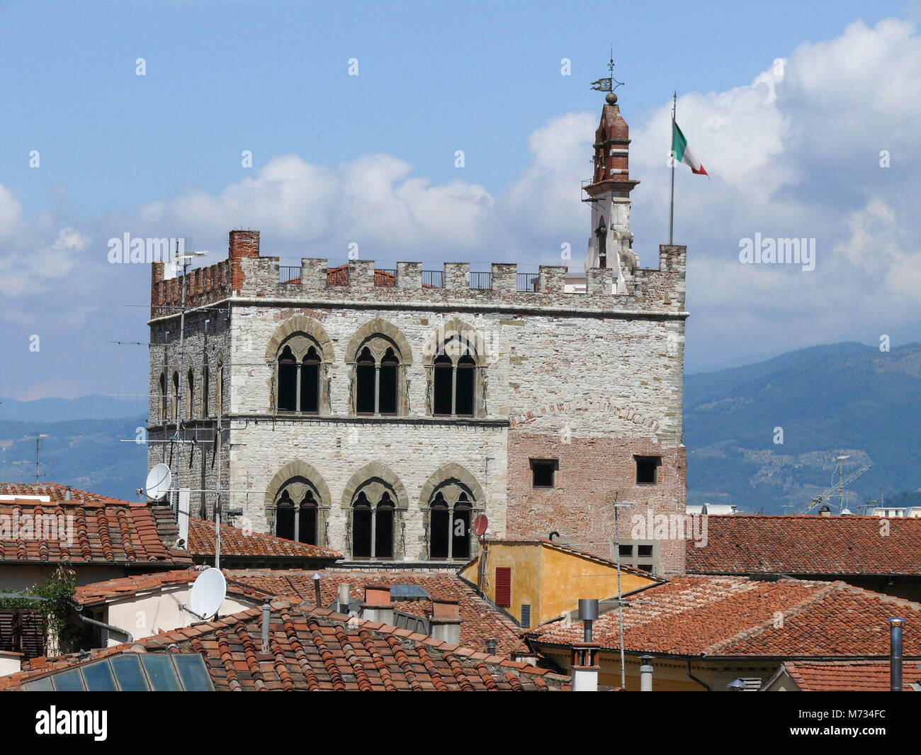 Piccola città di Prato in Toscana, Italia Foto Stock