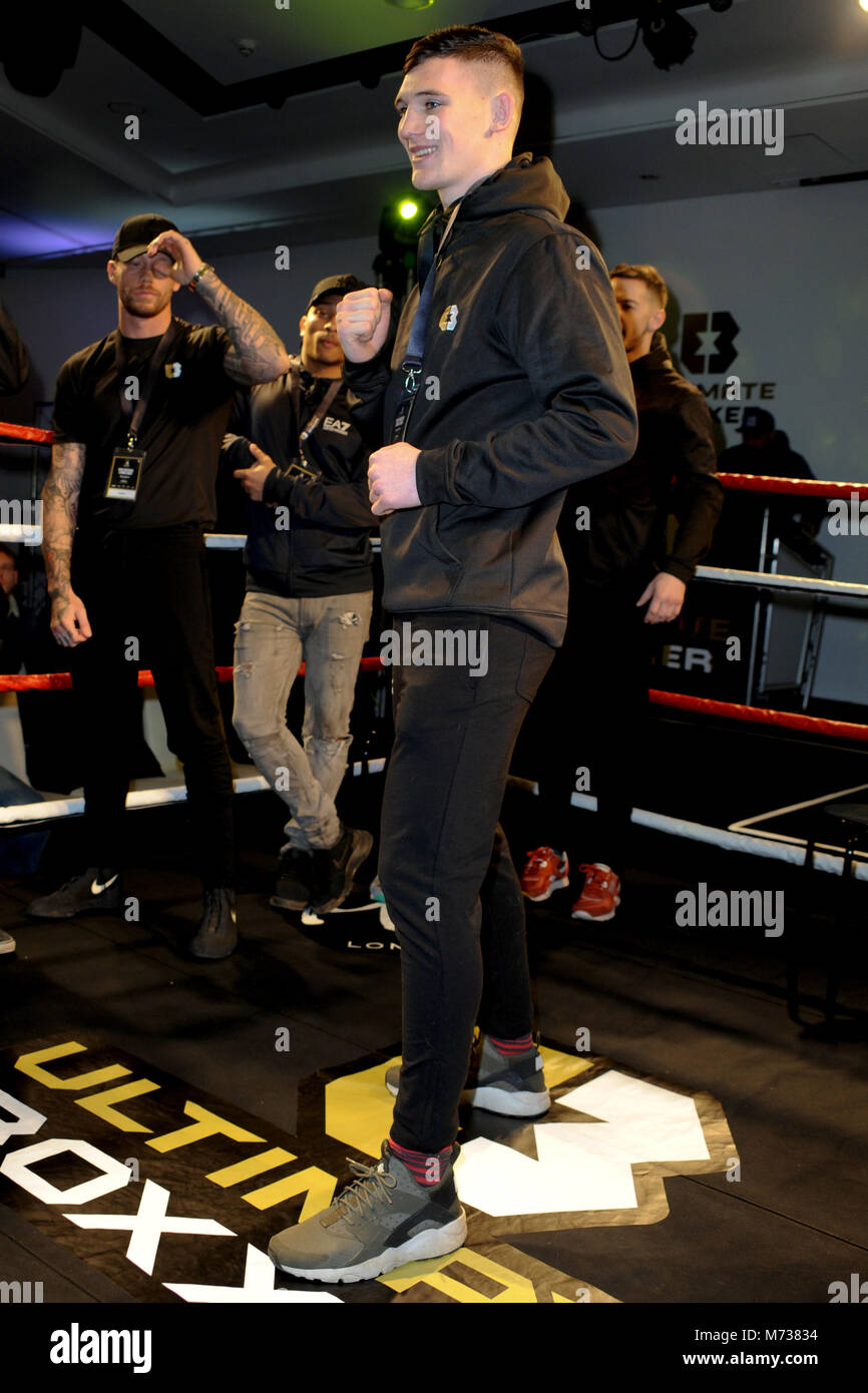 Lancio di Ultimate Boxxer, tenutosi a me Londra Hotel in Londra. Dotato di: Sam Evans dove: Londra, Regno Unito quando: 05 Feb 2018 Credit: WENN.com Foto Stock