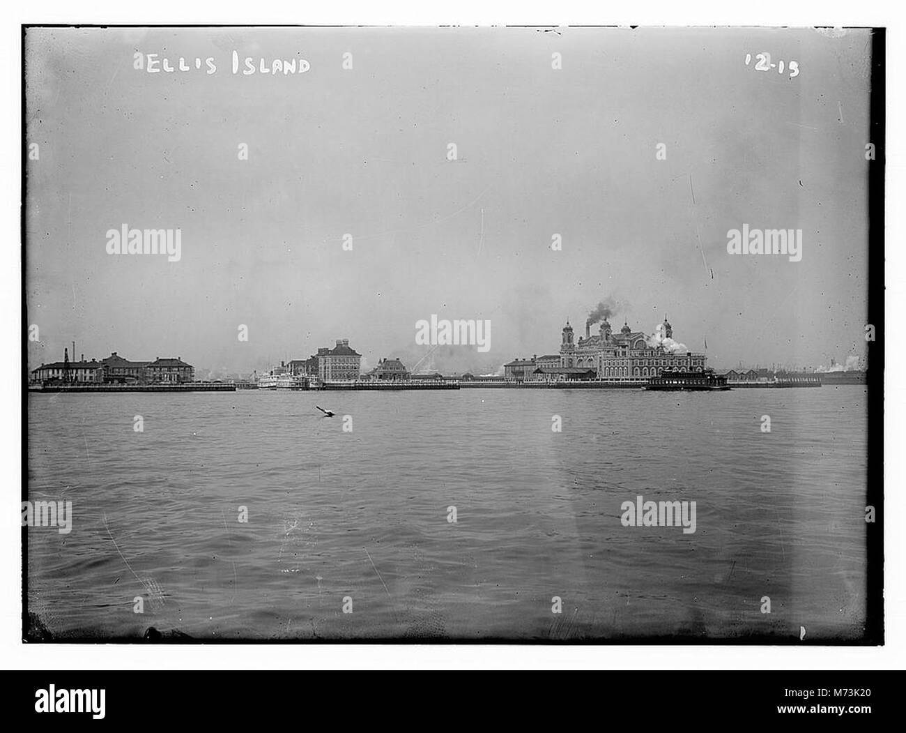 Un'immagine raffigurante Ellis Island, New York, una volta stazione di immigrazione primaria per milioni di immigrati che arrivano negli Stati Uniti. Foto Stock