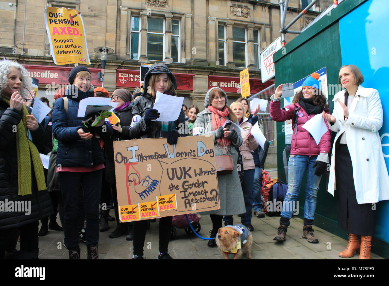 Newcastle, Regno Unito. 8 Marzo, 2018. Newcastle docenti universitari in sciopero sulle pensioni. Regno Unito 8 Marzo, 2018, David Whinham/Alamy Live News Foto Stock