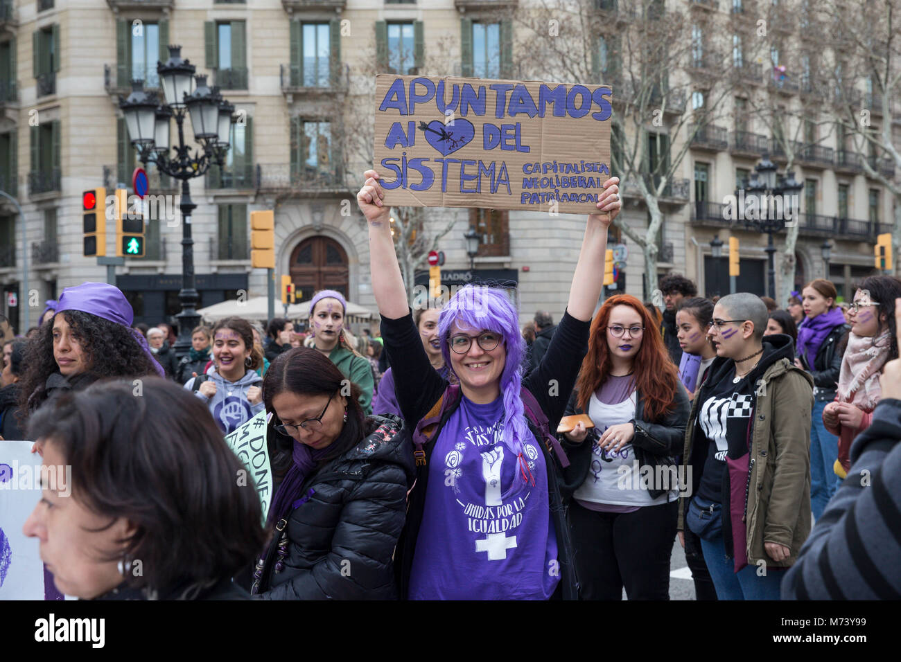 Barcellona, Spagna. 08 Mar, 2018. Dimostrazione femminista tenutosi nella città di Barcellona La rivendicazione di parità di diritti per le donne che lavorano su Marzo 8, 2018 in Paseo de Gracia di Barcellona. Credito: Gtres Información más Comuniación on line, S.L./Alamy Live News Foto Stock