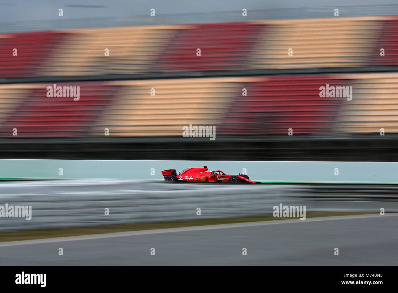 Barcellona, Spagna. 08 Mar, 2018. La Ferrari di Sebastian Vettel durante il periodo della Formula 1 prove presso il circuito Barcelona-Catalunya, il 08 marzo 2018, a Barcellona, Spagna. Credito: Gtres Información más Comuniación on line, S.L./Alamy Live News Foto Stock Barcellona, Spagna. 08 Mar, 2018. La Ferrari di Sebastian Vettel durante il periodo della Formula 1 prove presso il circuito Barcelona-Catalunya, il 08 marzo 2018, a Barcellona, Spagna. Credito: Gtres Información más Comuniación on line, S.L./Alamy Live News Foto Stock