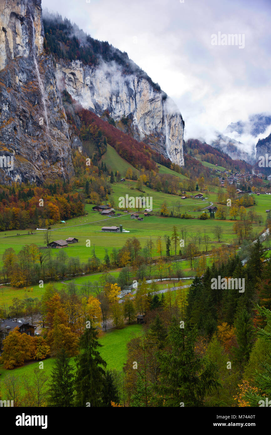 Scenario vista da Trummelbach cade la Svizzera Foto Stock