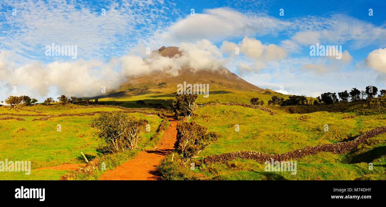 Pico vulcano. Isole Azzorre, Portogallo Foto Stock