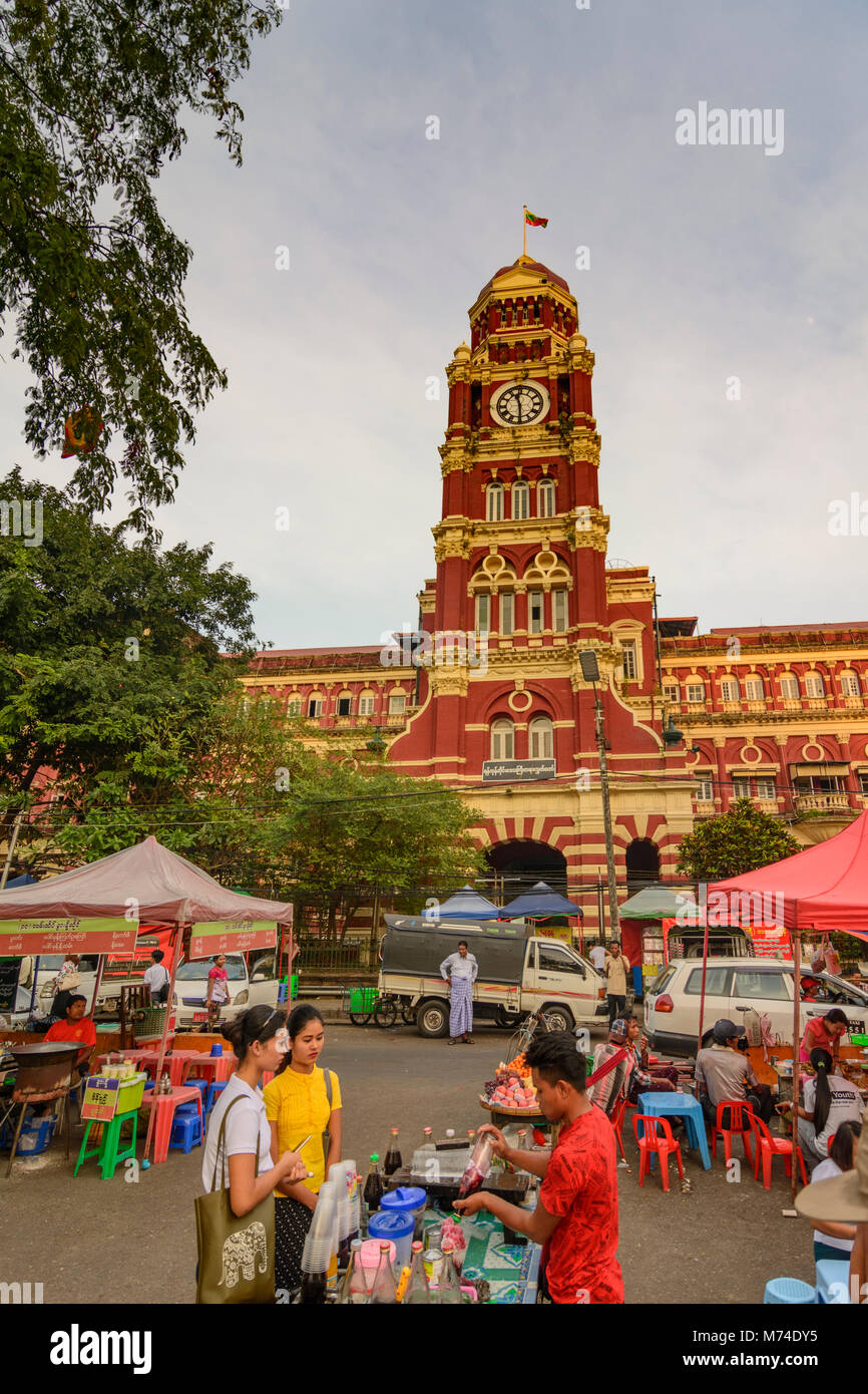 Yangon (Rangoon): Alta Corte, quartiere coloniale, Regione di Yangon, Myanmar (Birmania) Foto Stock