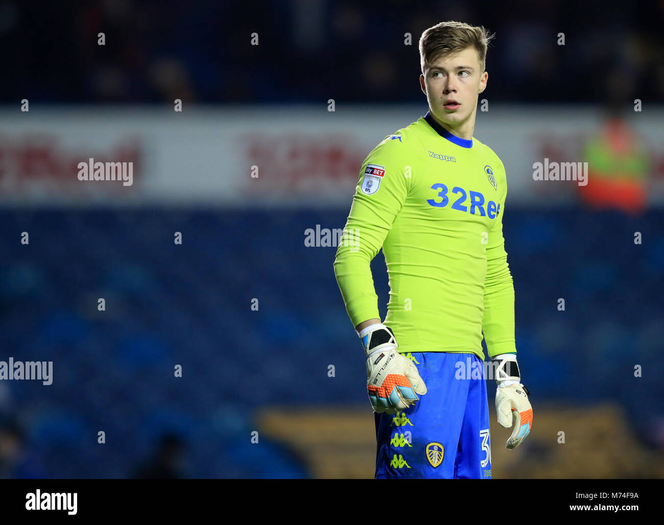 Leeds United portiere Bailey Peacock-Farrell durante il cielo di scommessa match del campionato a Elland Road, Leeds. Stampa foto di associazione. Picture Data: mercoledì 7 marzo 2018. Vedere PA storia SOCCER Leeds. Foto di credito dovrebbe leggere: Simon Cooper/filo PA. Restrizioni: solo uso editoriale nessun uso non autorizzato di audio, video, dati, calendari, club/campionato loghi o 'live' servizi. Online in corrispondenza uso limitato a 75 immagini, nessun video emulazione. Nessun uso in scommesse, giochi o un singolo giocatore/club/league pubblicazioni. Foto Stock