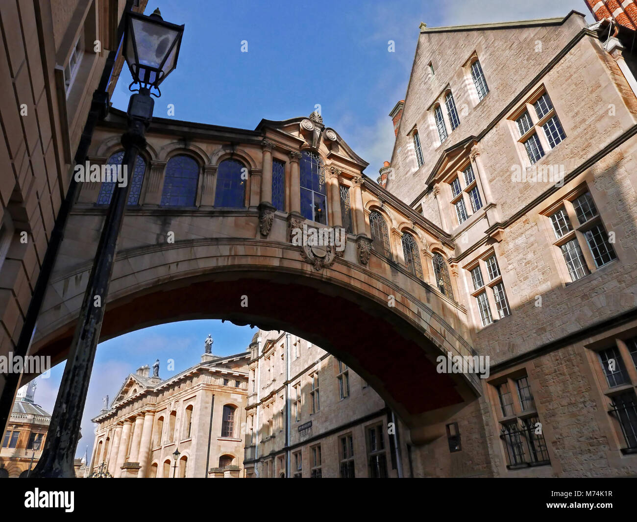 Ponte dei Sospiri che collegano gli edifici di Hertford College, Università di Oxford Foto Stock