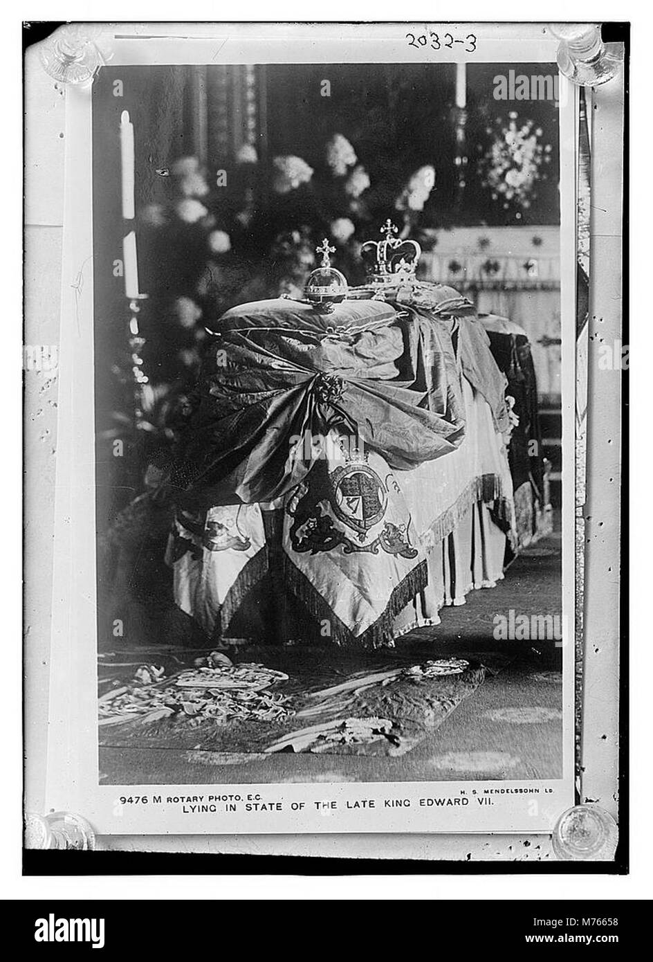 Un'immagine del defunto re Edoardo VII, che mostra i procedimenti cerimoniali e il contesto storico che circonda la sua scomparsa. Foto Stock