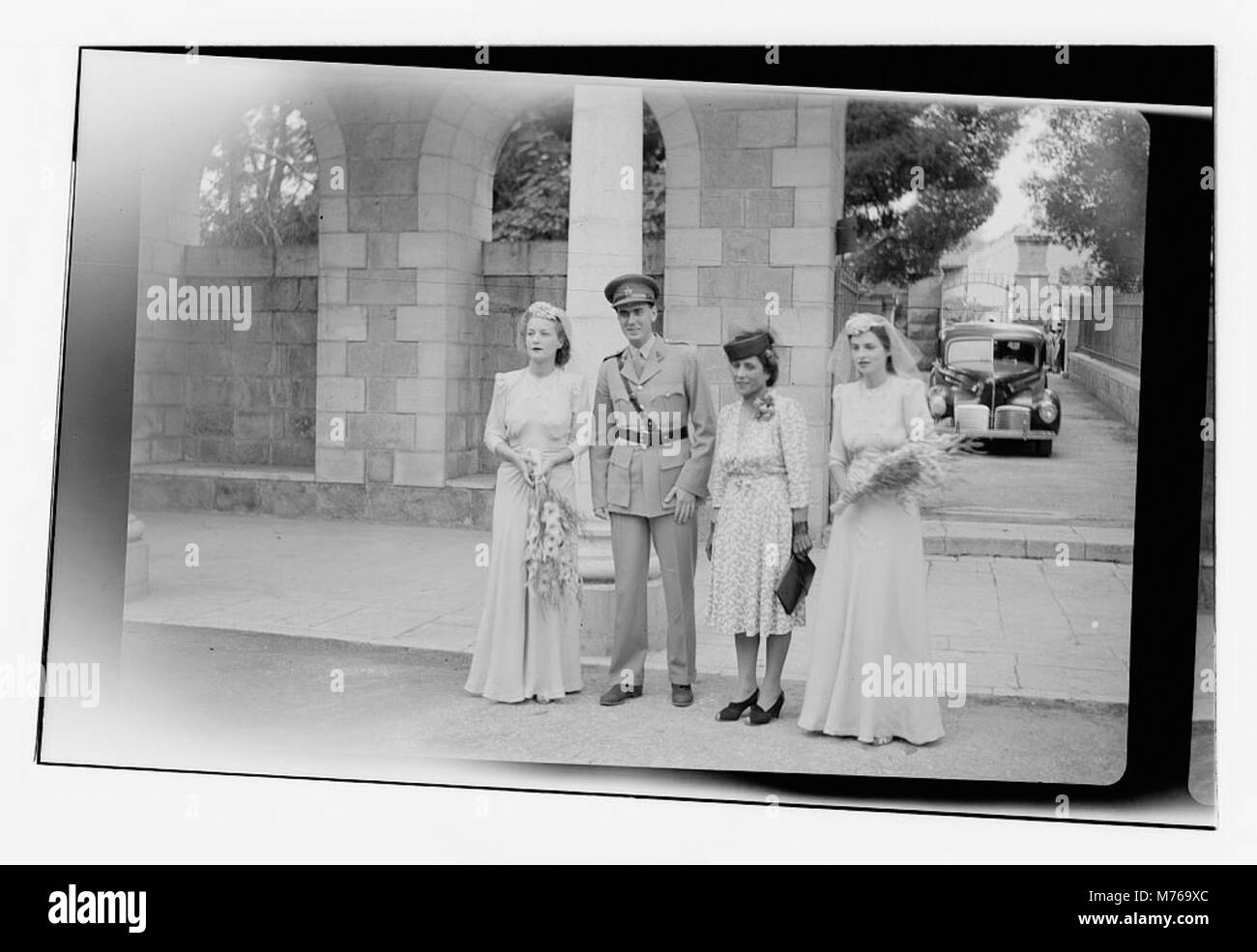 Il matrimonio di Miss Speed con il maggiore Prendergast fu un evento notevole. La cerimonia ha segnato un momento importante nella loro vita ed è stata documentata in questa immagine, che cattura un evento sociale storico. Foto Stock