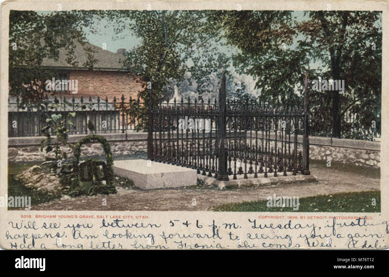 Questa immagine mostra la tomba di Brigham Young a Salt Lake City, Utah. Brigham Young fu il secondo presidente della Chiesa di Gesù Cristo dei Santi degli ultimi giorni e una figura chiave nella migrazione mormone verso l'Occidente americano. Foto Stock
