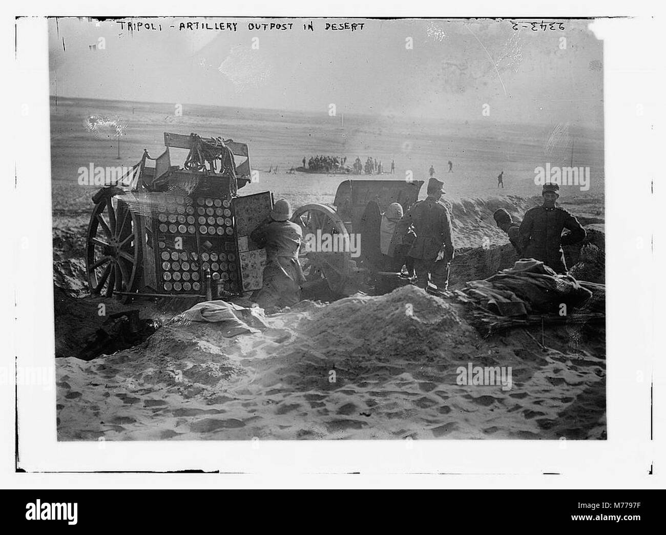 Tripoli - Artillery Outpost nel deserto LCCN2014690009 Foto Stock