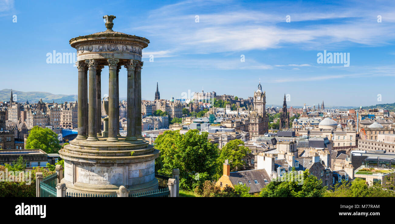 Dugald Stewart monumento, dal centro città e dello skyline di Edimburgo panorama, Calton Hill, Edimburgo, Midlothian, Scotland, Regno Unito, Europa Foto Stock