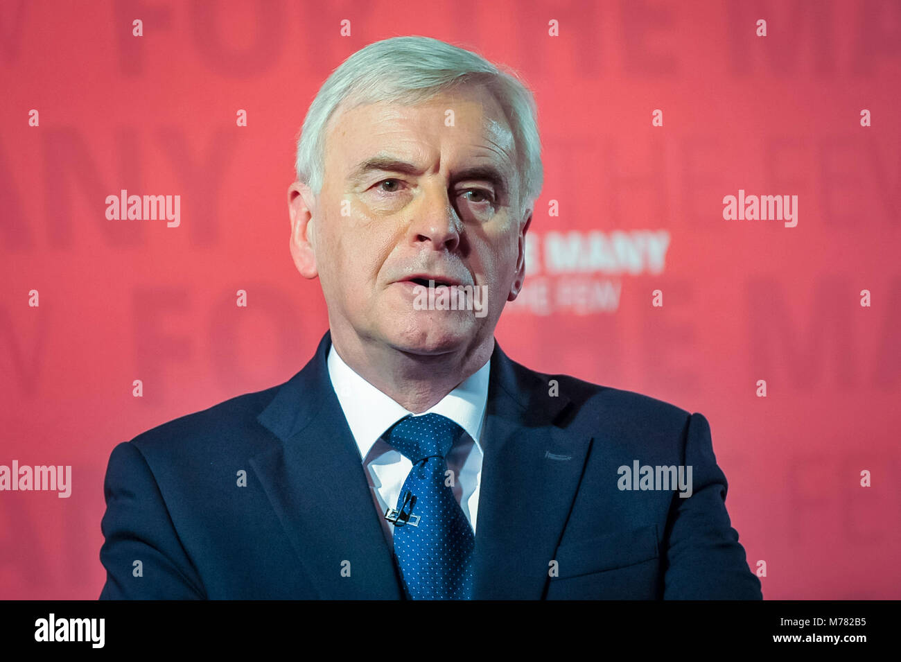 Londra, Regno Unito. 9 marzo 2018. John McDonnell MP, manodopera l'ombra del cancelliere, fa una dichiarazione Pre-Spring discorso a Westminster davanti al Cancelliere Philip Hammond offrendo la dichiarazione di primavera la prossima settimana. Credito: Stephen Chung / Alamy Live News Foto Stock