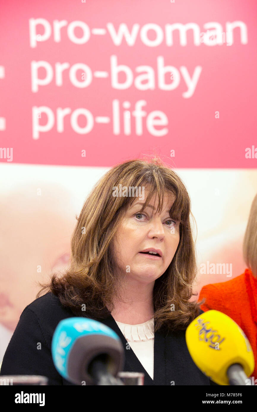 Campagna irlandese per sollevare il divieto di aborto Foto Stock