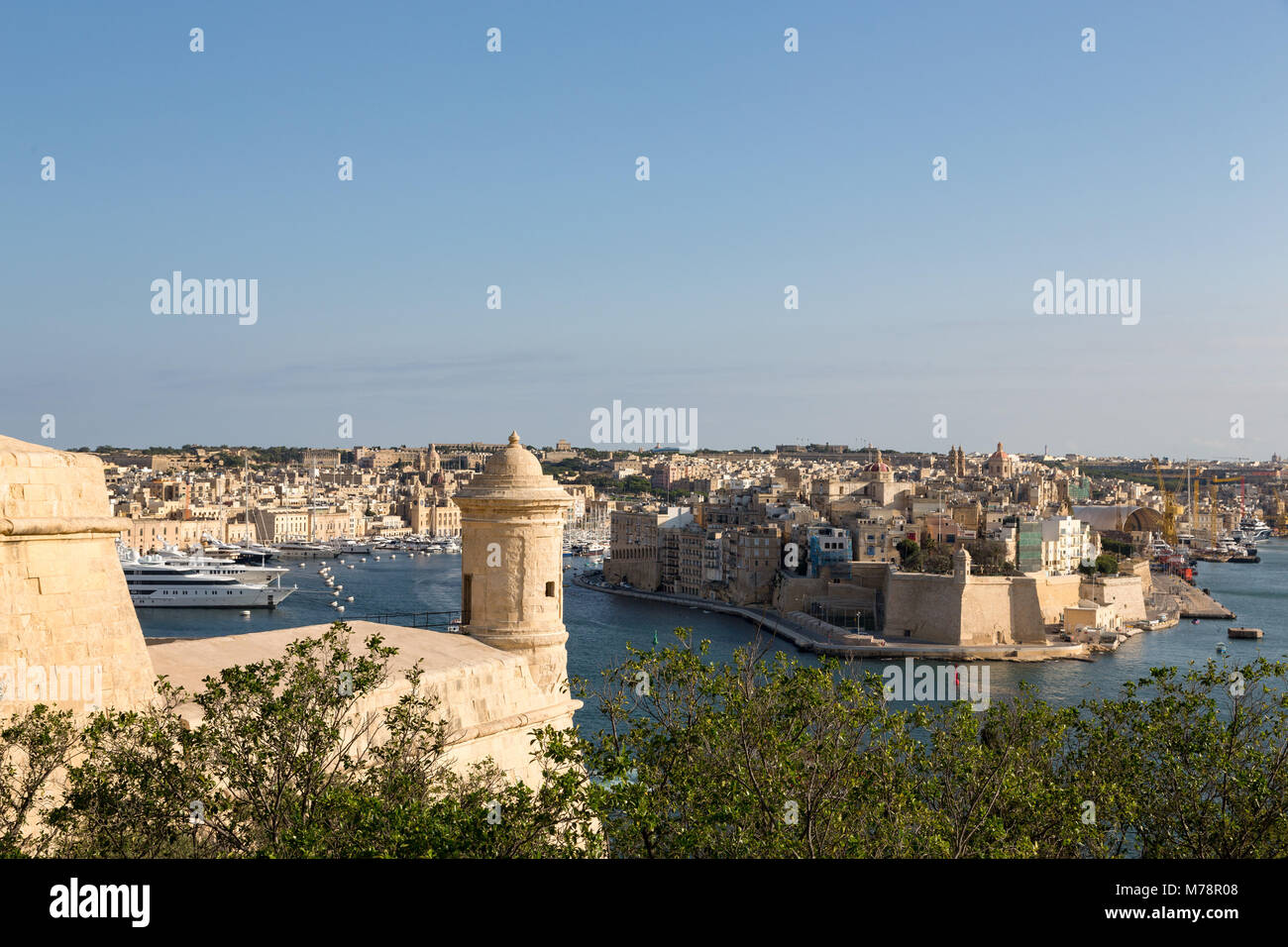 Il Grand Harbour di La Valletta, Sito Patrimonio Mondiale dell'UNESCO e Capitale Europea della Cultura 2018, La Valletta, Malta, Mediterraneo, Europa Foto Stock