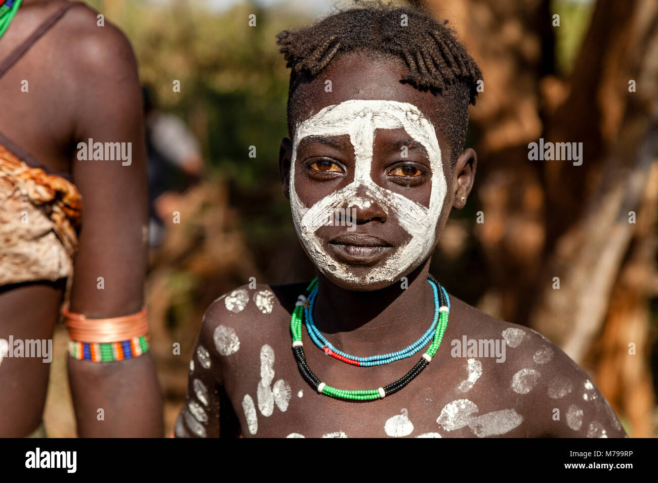 Un ragazzo di Hamar tribù, Dimeka, Valle dell'Omo, Etiopia Foto Stock