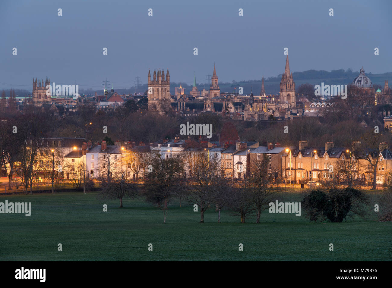 Oxford city centre da south park al mattino presto in inverno. Oxford, Oxfordshire, Inghilterra Foto Stock