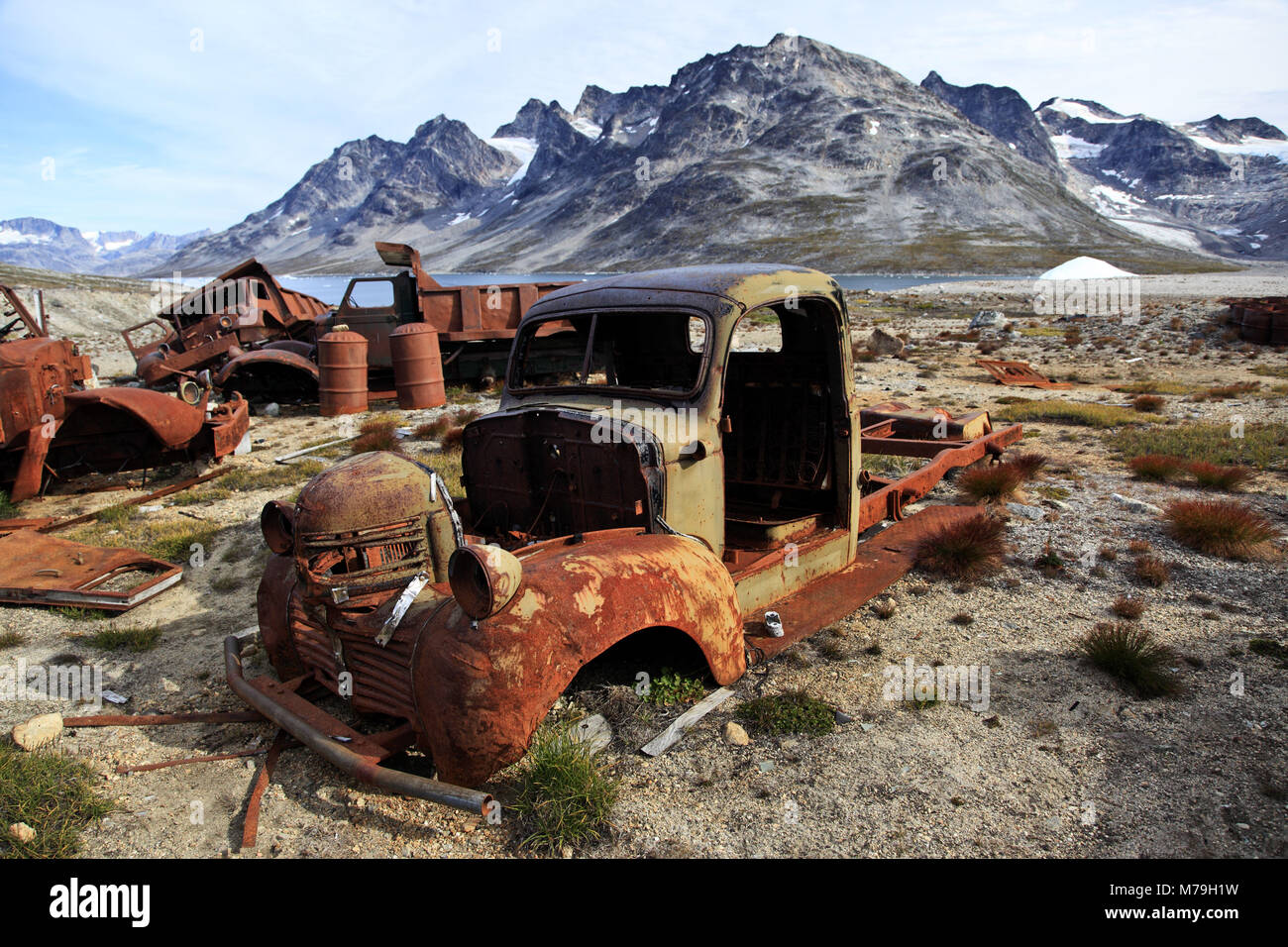 La Groenlandia, est della Groenlandia, area di Ammassalik, ex base militare degli Stati Uniti, base militare, rottami di metallo, rifiuti, Foto Stock