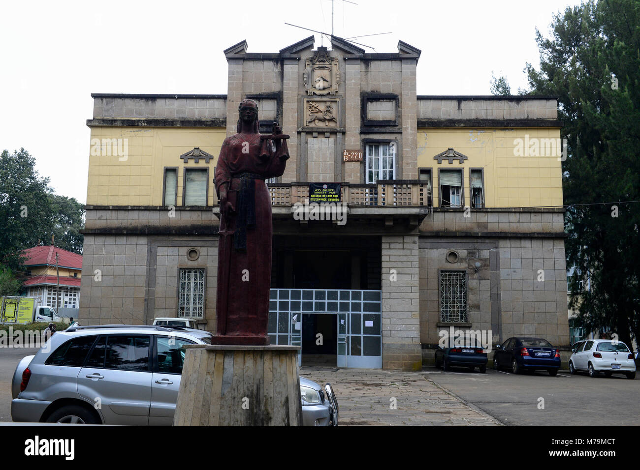 L' Etiopia, Addis Abeba, , il vecchio palazzo minore dell'imperatore Haile Selassie, oggi college di diritto e governance, Università degli Studi di Addis Abeba Foto Stock