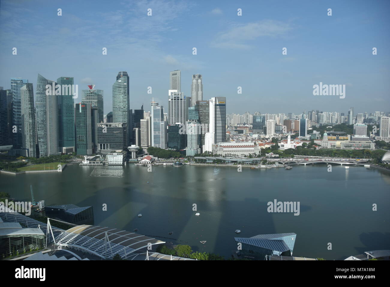 Vista dalla Marina Bay Sands in Singapore, Asia orientale Foto Stock