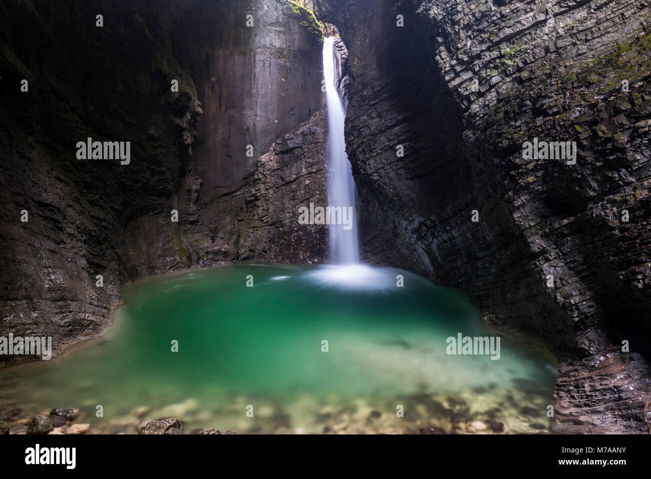 Cascata Kozjak Slap, vicino a Kobarid, Slovenia Foto Stock