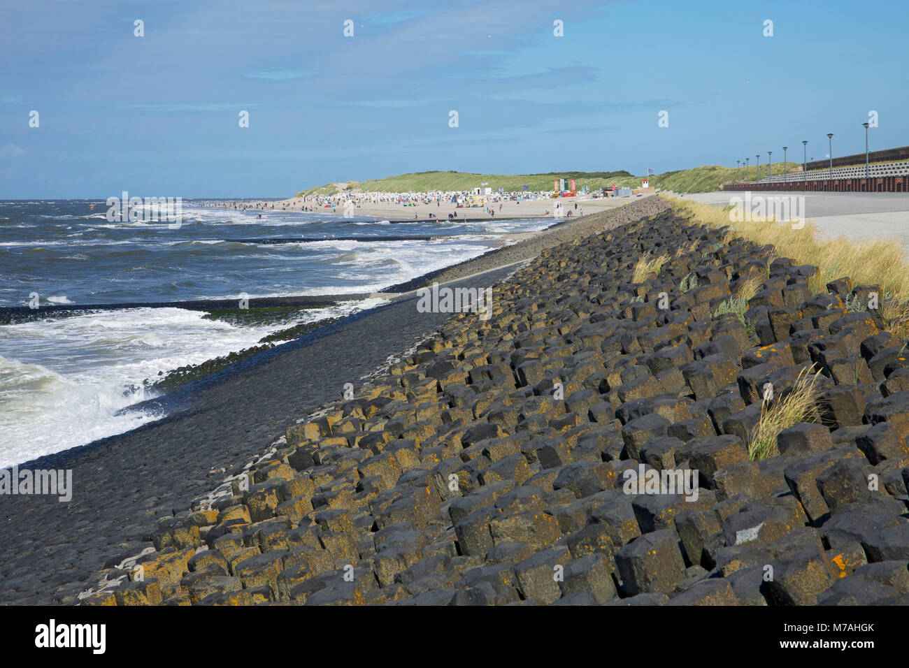 Spiaggia e la gestione delle zone costiere dell'Oriente Frisone isola di Baltrum. Foto Stock