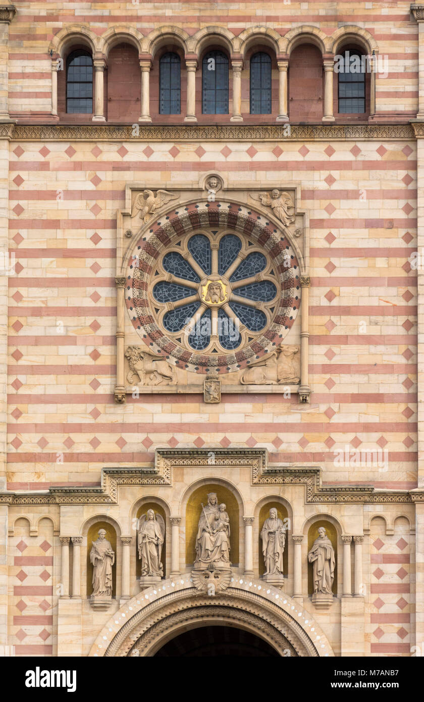 La Cattedrale di Speyer, la più grande chiesa romanica dell'Europa. Patrimonio mondiale dell UNESCO Foto Stock