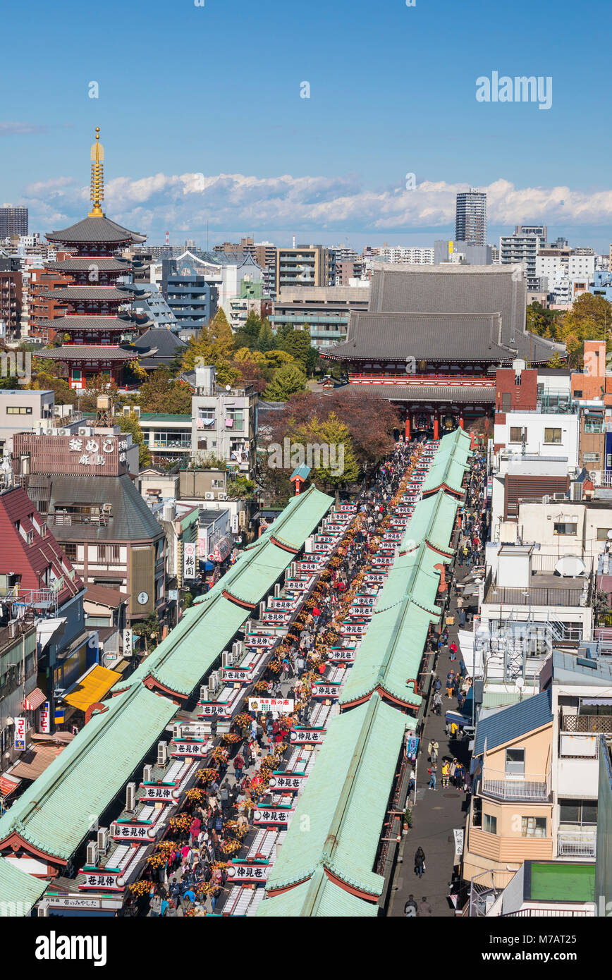 Giappone Tokyo City, il quartiere di Asakusa, il Tempio di Sensoji, Nakamise Street Foto Stock