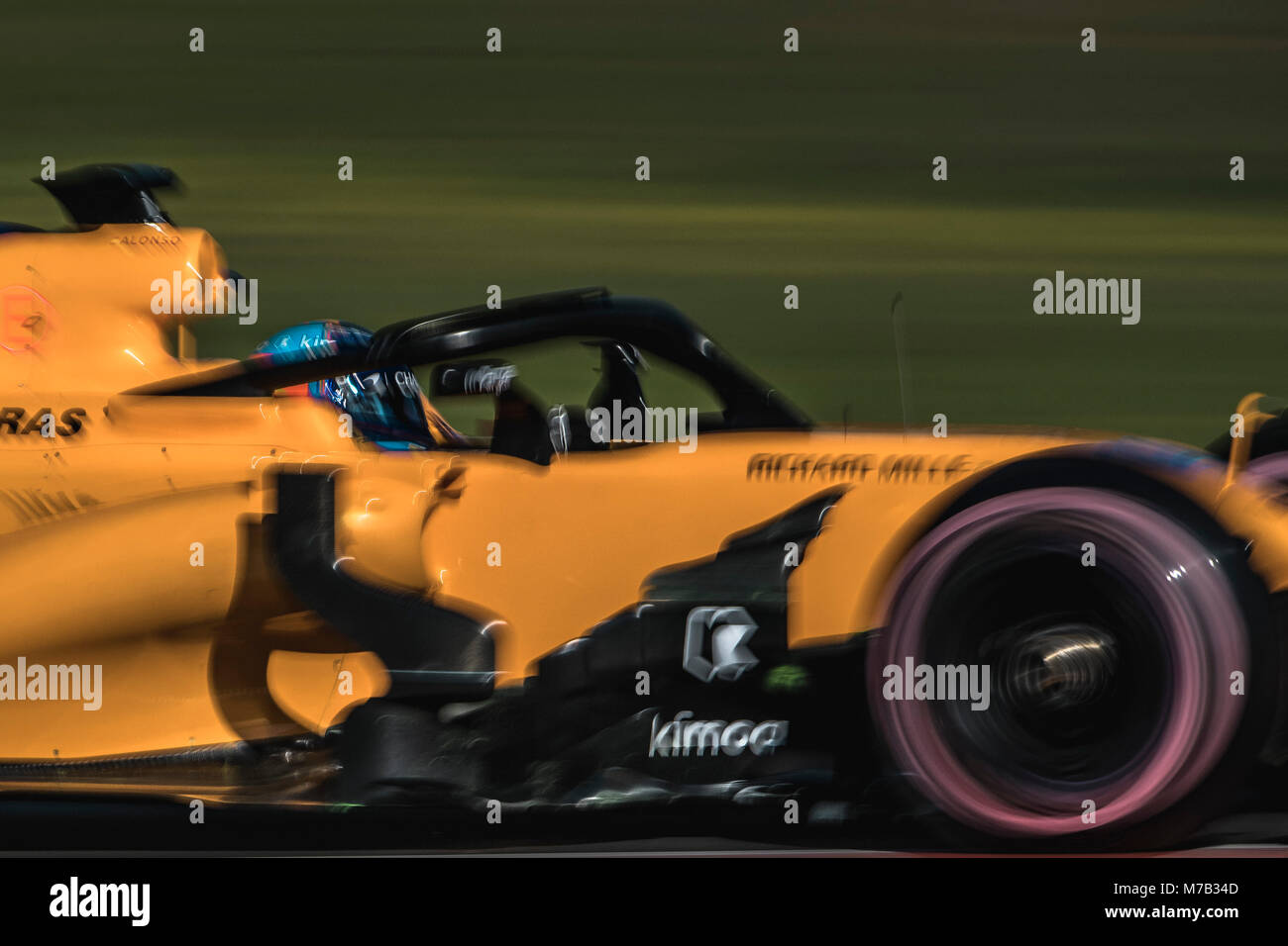 Barcellona, Spagna. 9 Marzo, 2018: Fernando Alonso (ESP) unità nella sua McLaren MCL33 durante il giorno sette di un test di Formula Uno al Circuit de Catalunya Credito: Matthias Oesterle/Alamy Live News Foto Stock